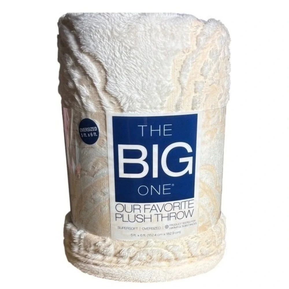 The Big One Frosted Lace Design Cream Oversized Plush Throw Blanket 5'x 6' NEW